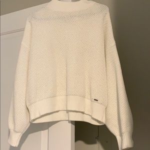 Hollister sweater size L